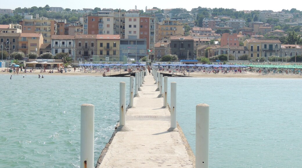 Falconara marittima - il pontile