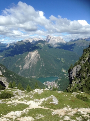 Moderate to Advanced hike, one of the highest points in the Dolomites. Not for the faint hearted, beautiful lake w/great views from our camp.💯