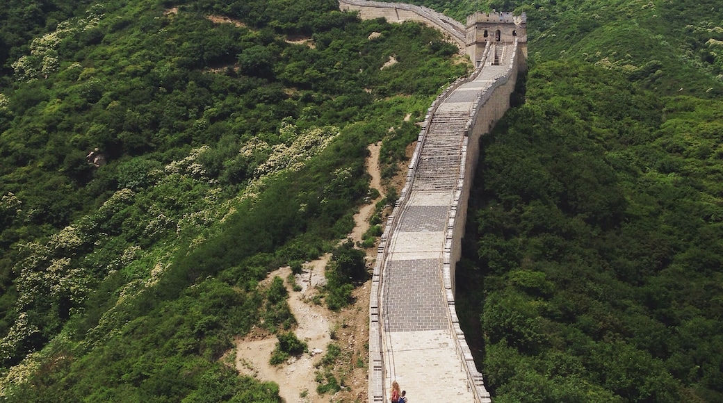 A 2 hour drive out away from the tourist areas of Badaling and Mutianyu takes you to Jinshaling where you can climb the wall for many kms. I walked for 4 hours until the wall was so destroyed i could no more. On the way, i saw only about 5 people the entire time! #china #greatwall #beijing #jinshaling #greatwallofchina
