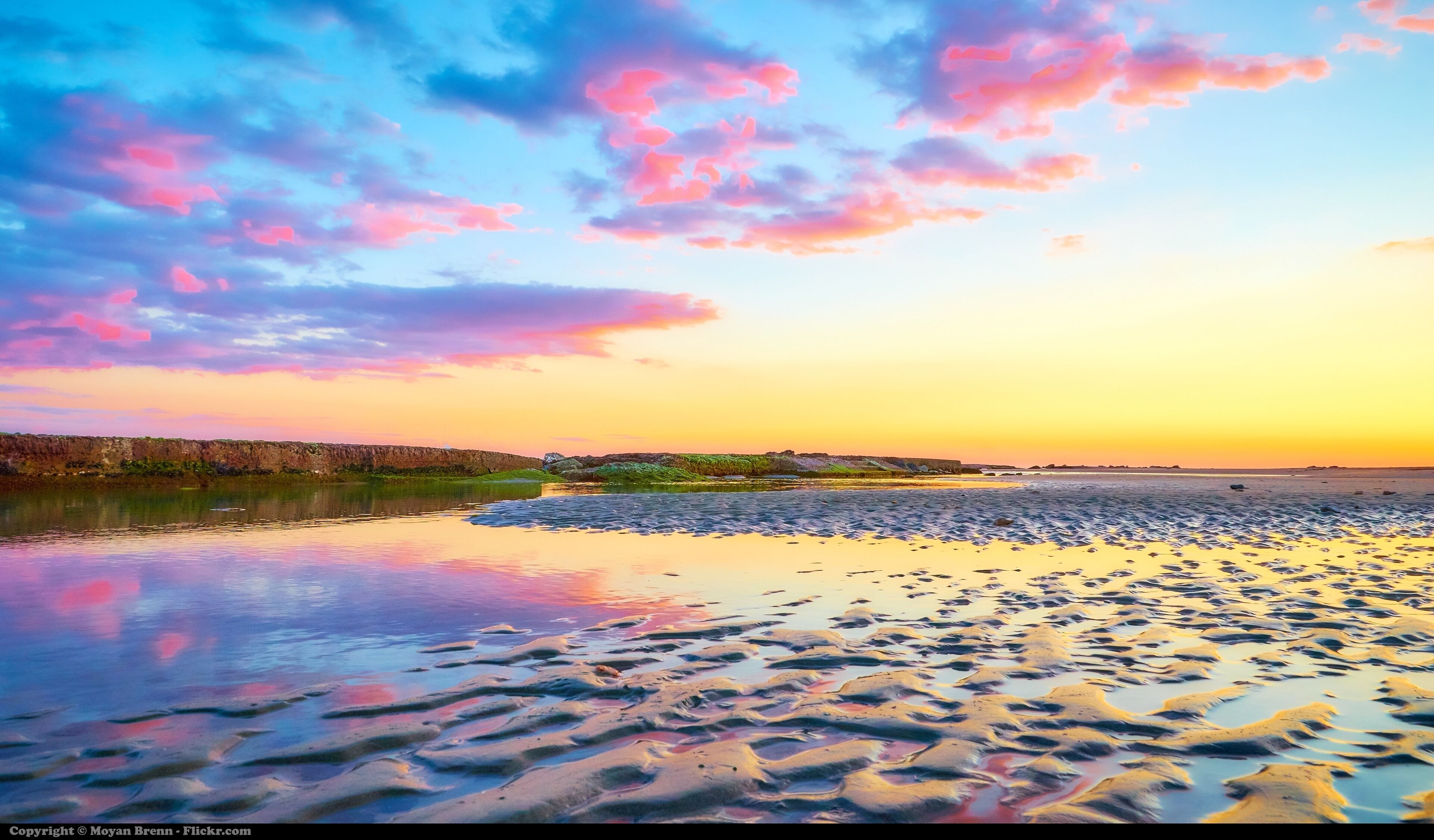 Altocumulus effect, causing pink clouds in the sky .Visit my travel blog earthincolors.wordpress.com to see my best pics and read my travel stories **** COPYRIGHT AND CC INFORMATION **** If you like and want to use my photos you can do it for free BUT first you HAVE to read and respect my rules and policy reported in my profile page here www.flickr.com/people/aigle_dore/ Thanks