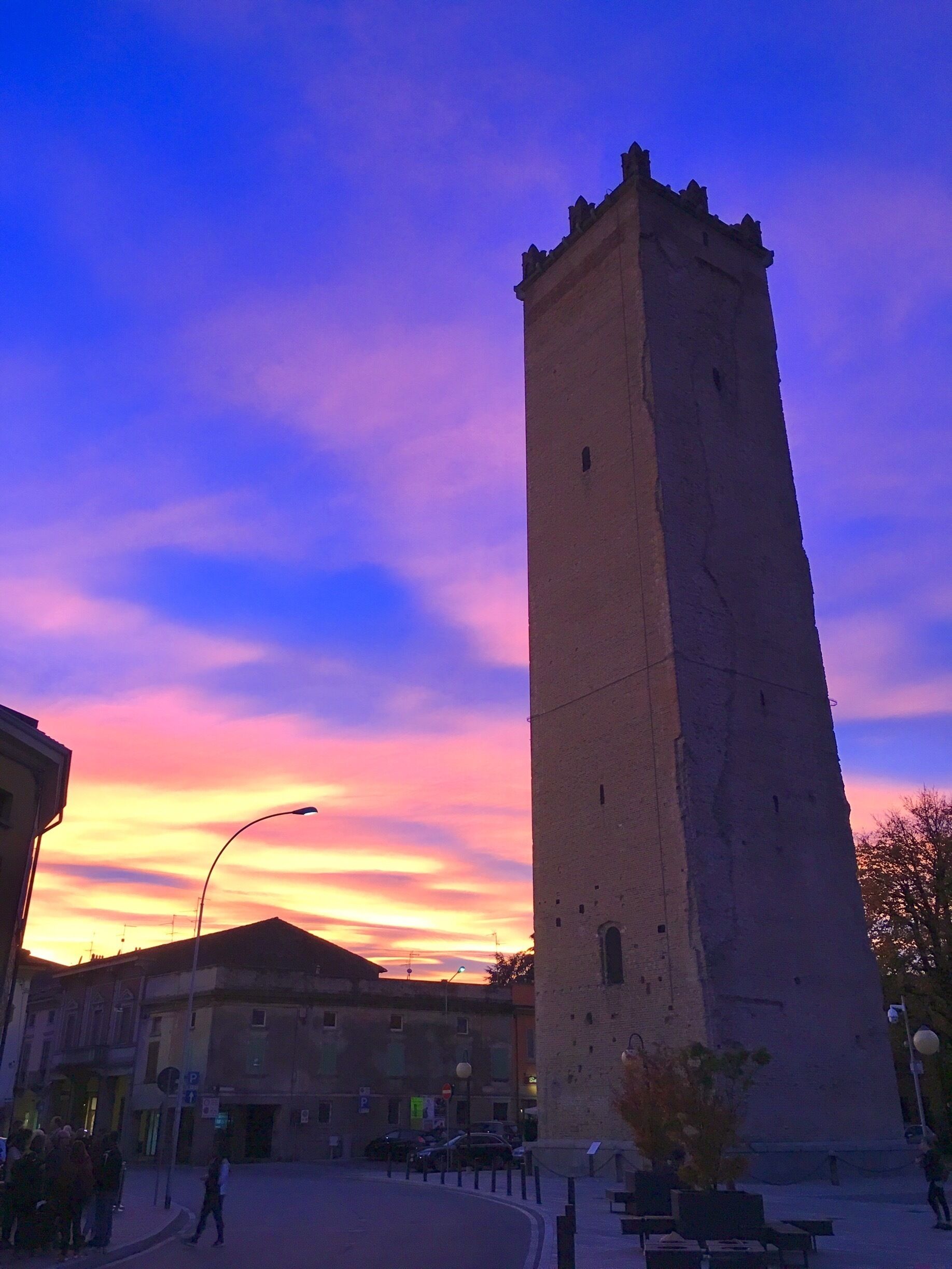 Sunset of “isso” tower 