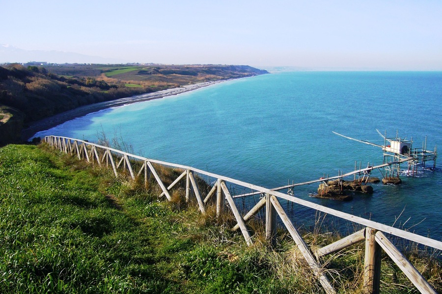 Vista su Punta Aderci col Trabocco