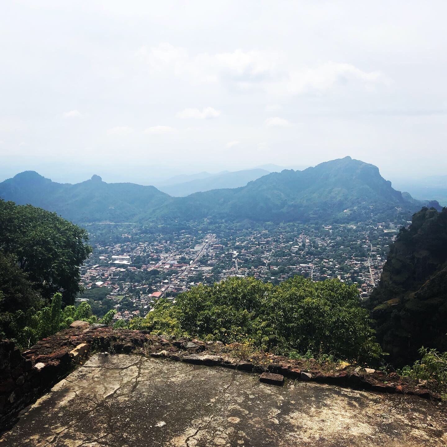 Nice azteca pirámid In Tepoztlán