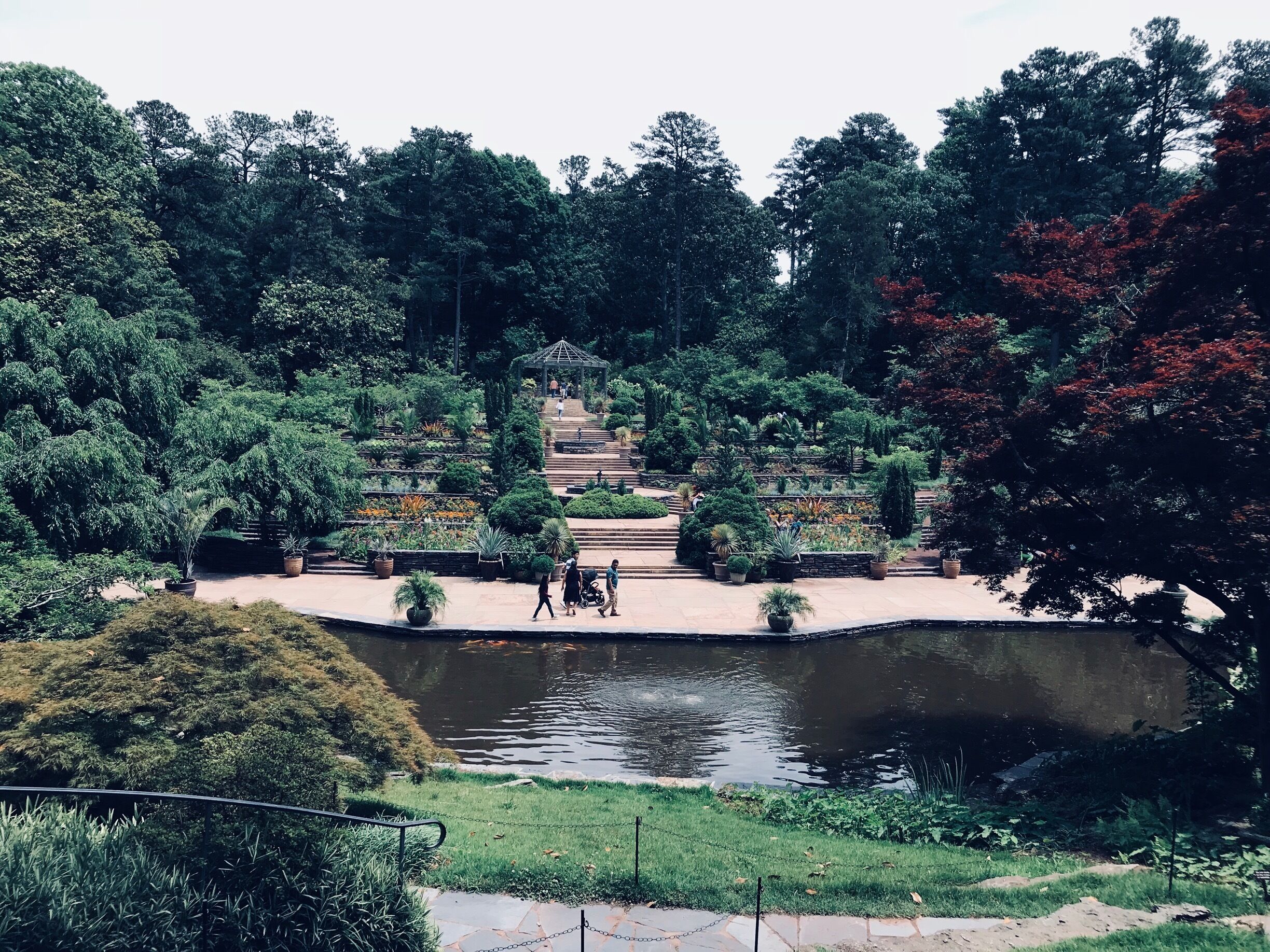 This garden is amazing.  It has a koi pond, Japanese garden, a huge grass lawn with large vine statues, benches under Magnolia tents, and so many different species of trees, plants, and flowers.  You could easily spend an hour or longer there.  And it’s free admission!