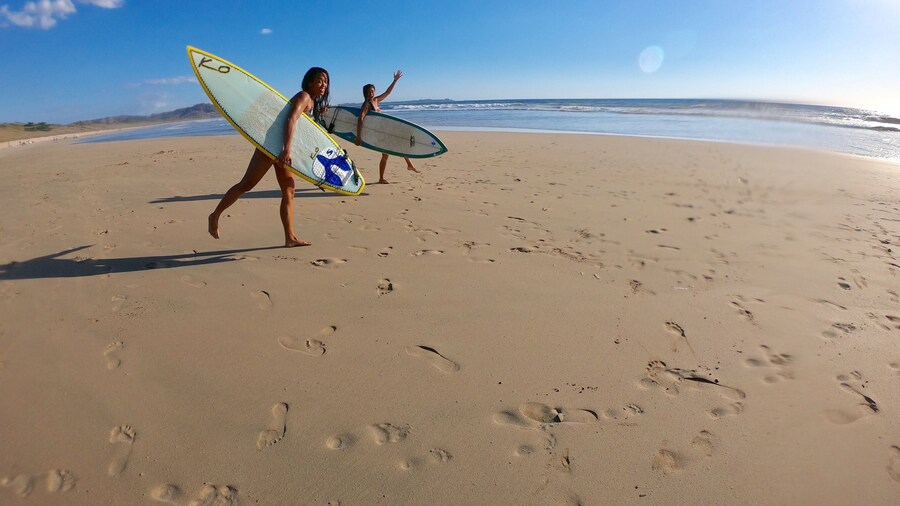 All beach, constant waves. Nothing but nature all around. Great place to surf when Tamarindo is just too packed.