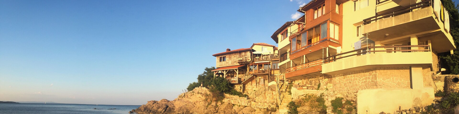 The old houses of Sozopol and something that almost felt like a private beach in the mild heat of one July evening.
#waterlust