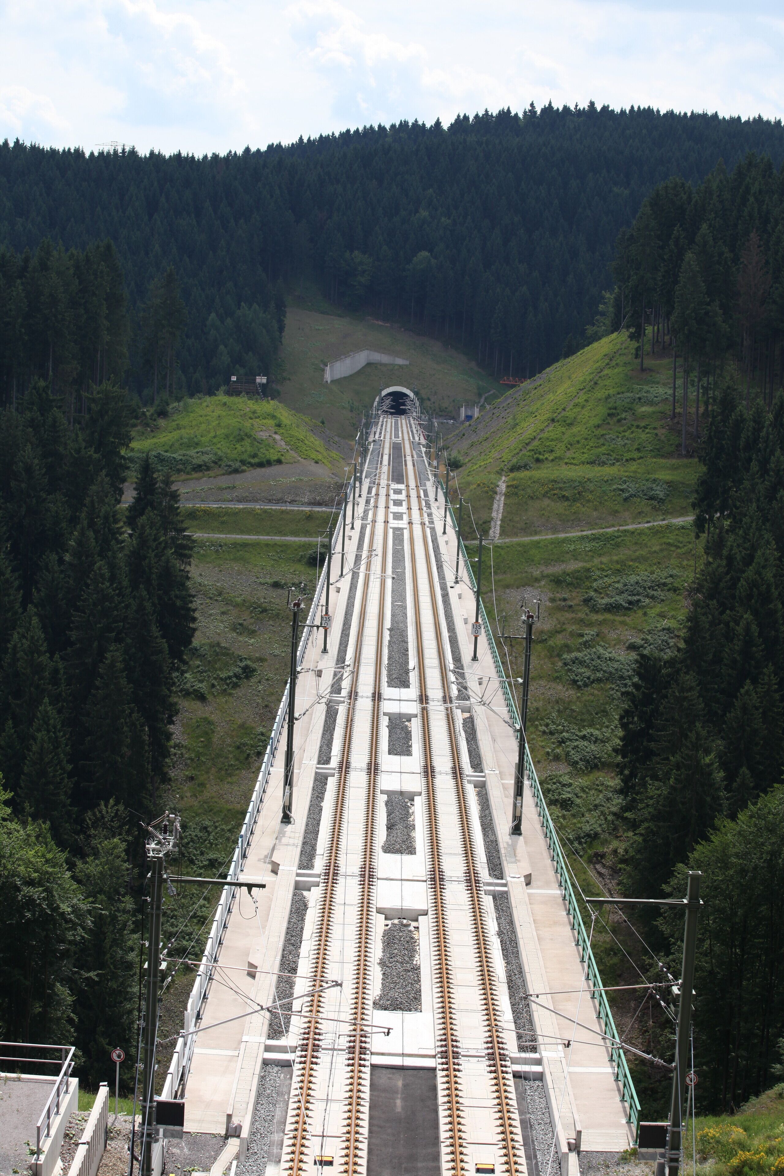 Dunkeltalbrücke, Einschnitt Kohlitschberg, Grubentalbrücke, Tunnel Goldberg