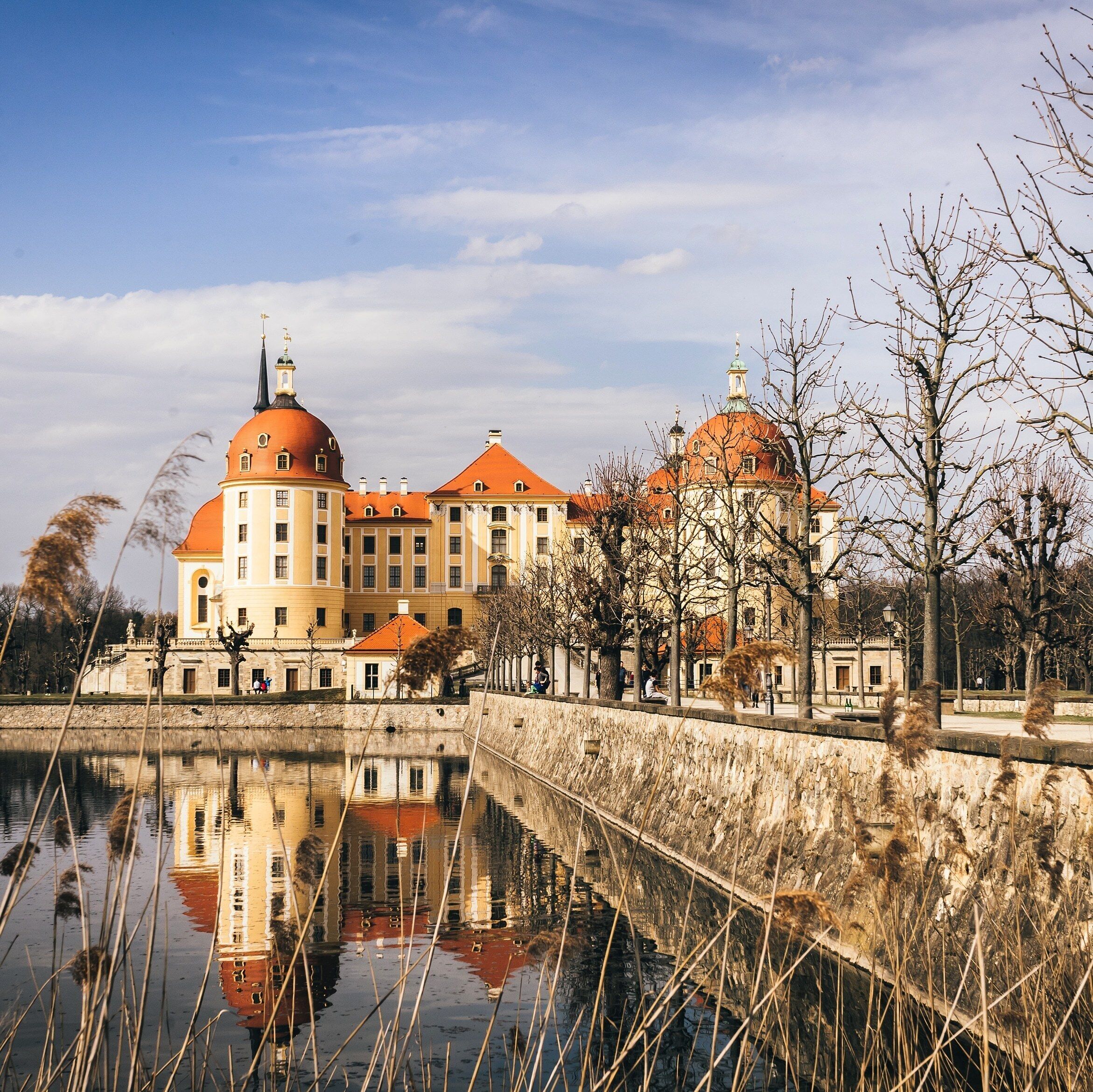 The castle lies on a symmetrical artificial island. It is named after Duke Moritz of Saxony, who had a hunting lodge built there between 1542 and 1546.