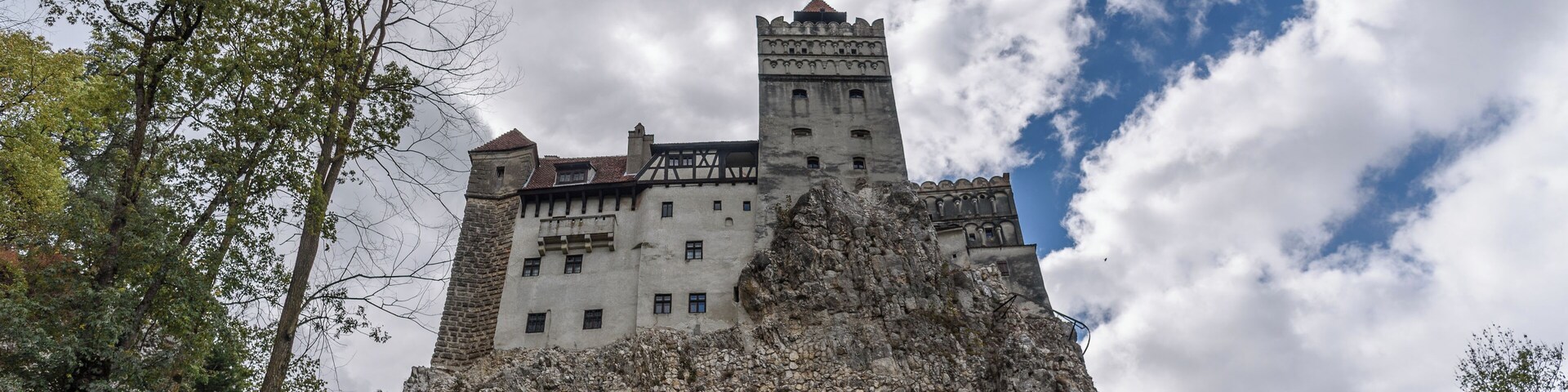 #castle #bran #brancastle #romania #building #travel
