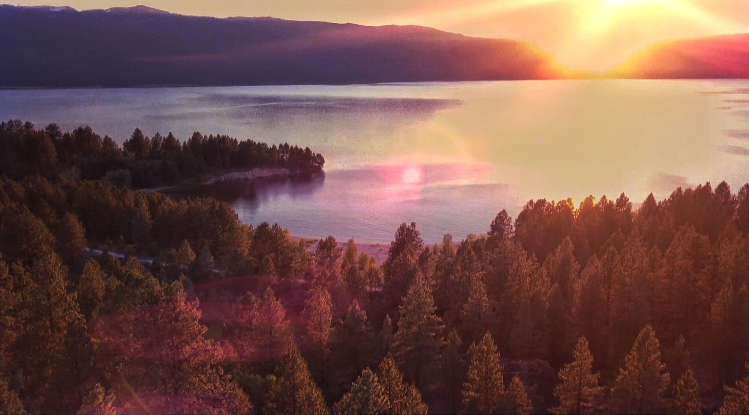 One of my favorite places. Cascade Lake. Explore by boat or take a walk on one of many beaches or trails. Small town life in Idaho.
#takeahike
