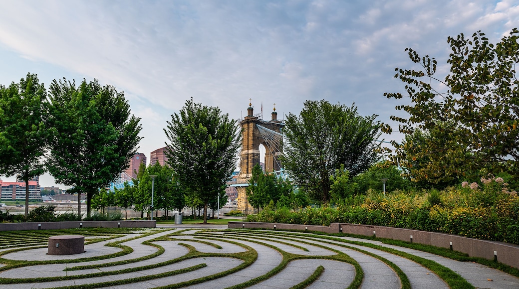 The Queen City and Smale Riverfront Park