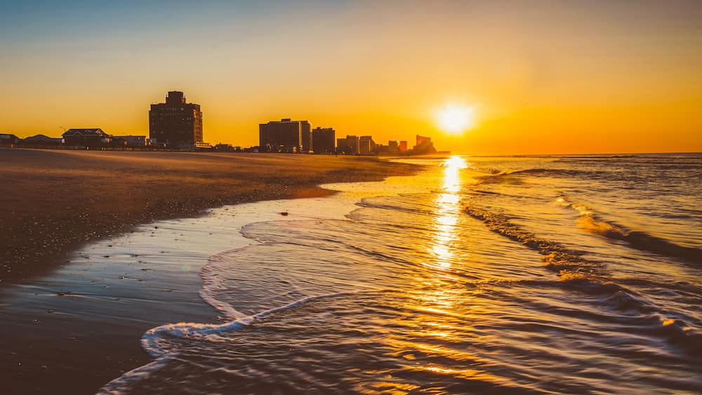Sunrise over the Atlantic Ocean at Ventnor Beach, New Jersey.