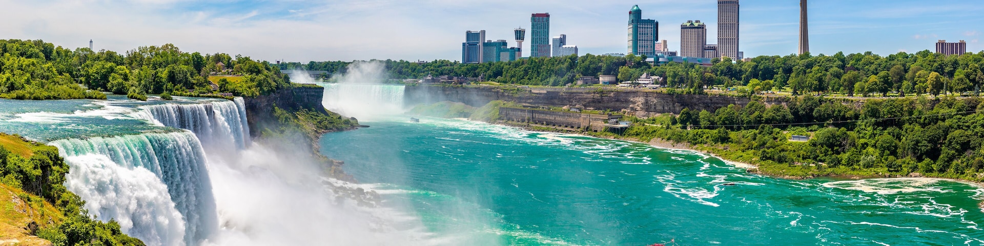American falls at Niagara falls