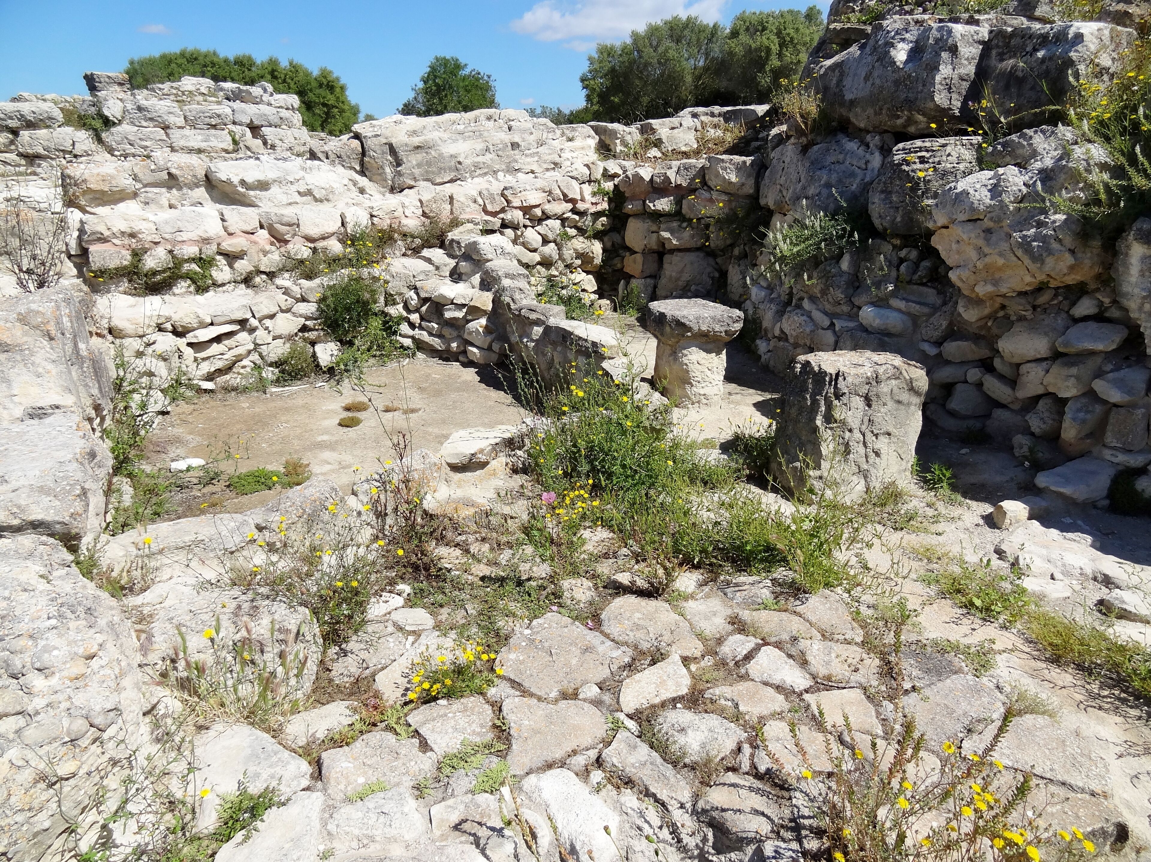 Nachtalaiotisches Haus 1 der Ausgrabungsstätte von Son Fornés, Gemeinde Montuïri, Mallorca, Spanien