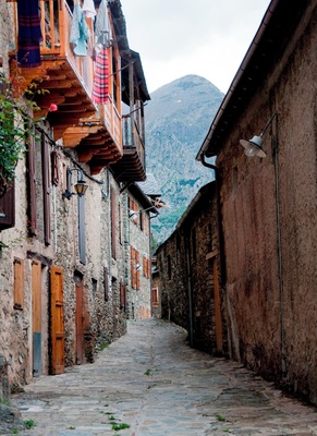 Quaint little town, located in the Pyrenees. #town #pyrenees #spain #mountain #localgem