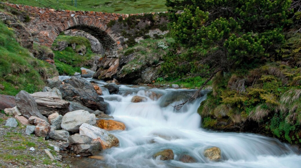 Nature and landscape high up at the mountains in the eastern Pyrenees. The air is fresh with surrounding greenery and stunning rapids. #pyrenees #spain #waterfall #nature #landscape