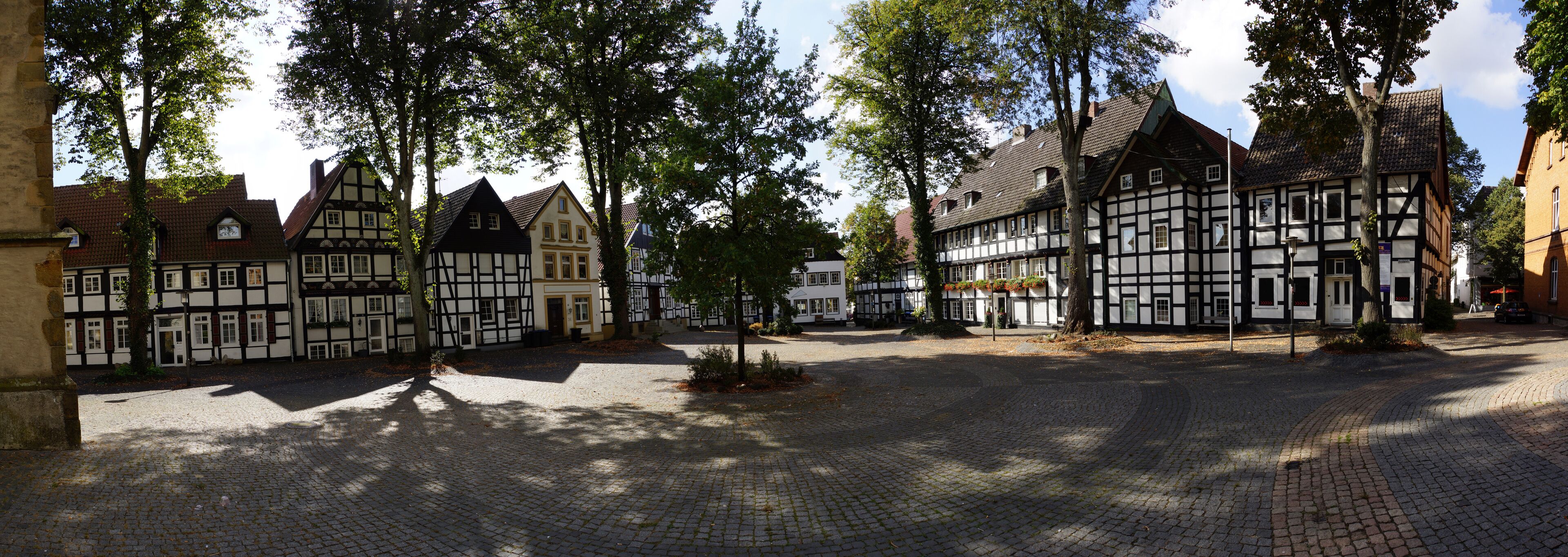 Fachwerk-Ensemble am Kirchplatz