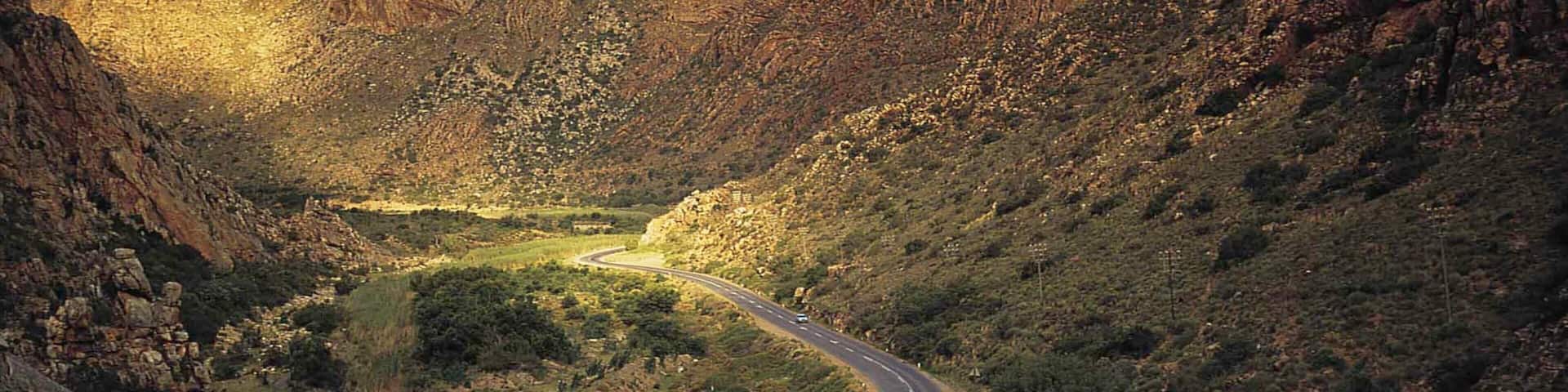 Montagu featuring mountains and landscape views