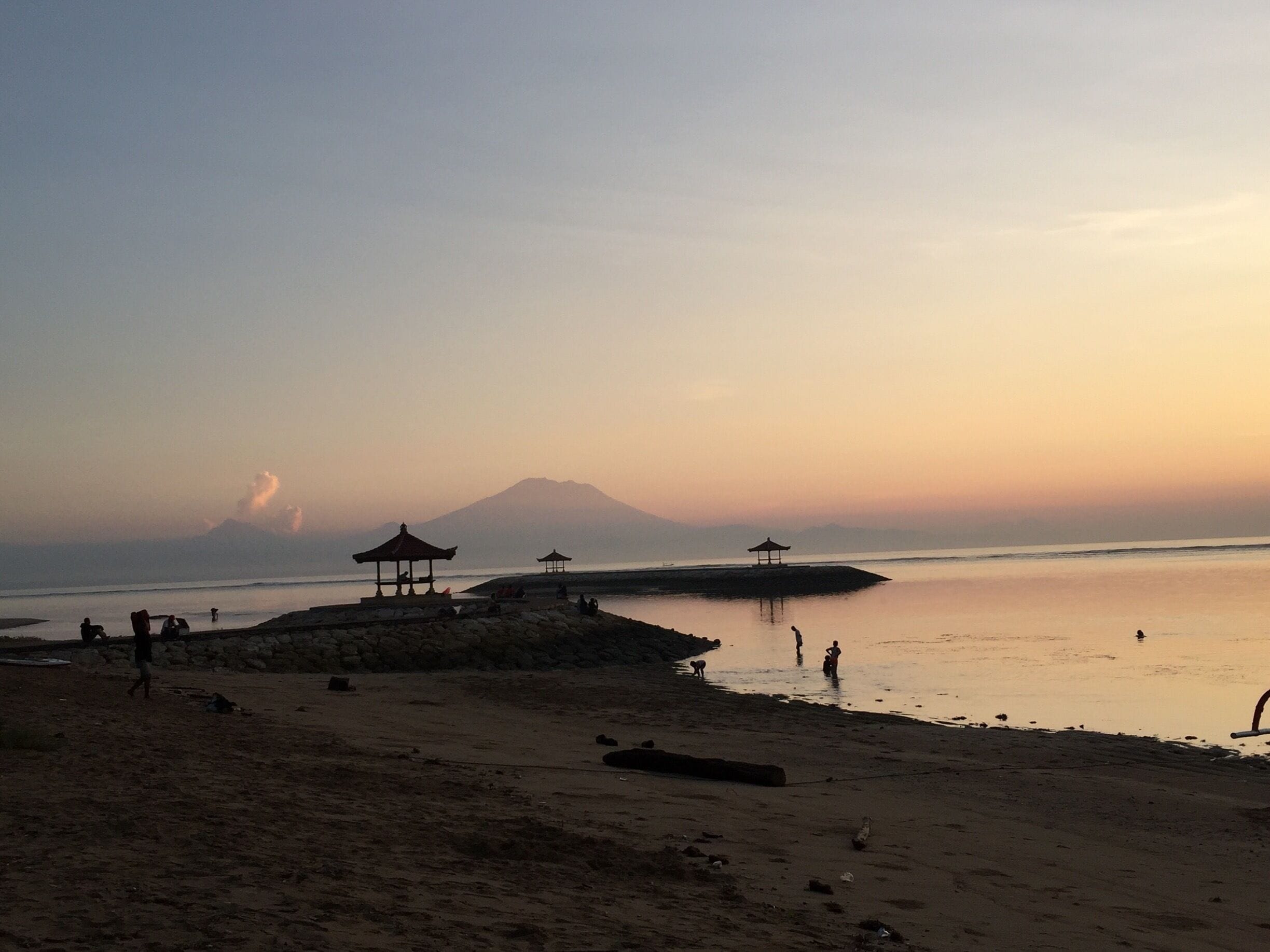 Best sunrise view can be found at this beach #lifeatexpedia