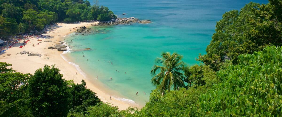 Phuket caratteristiche di baia e porto, spiaggia e costa frastagliata