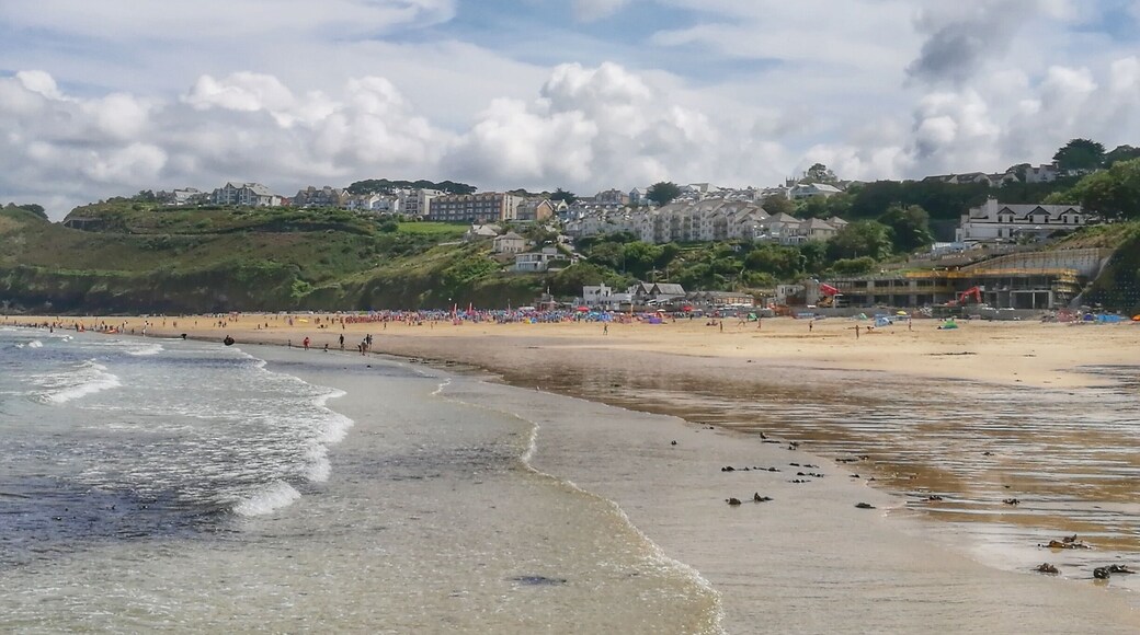 A stroll across Carbis Bay beach in Cornwall