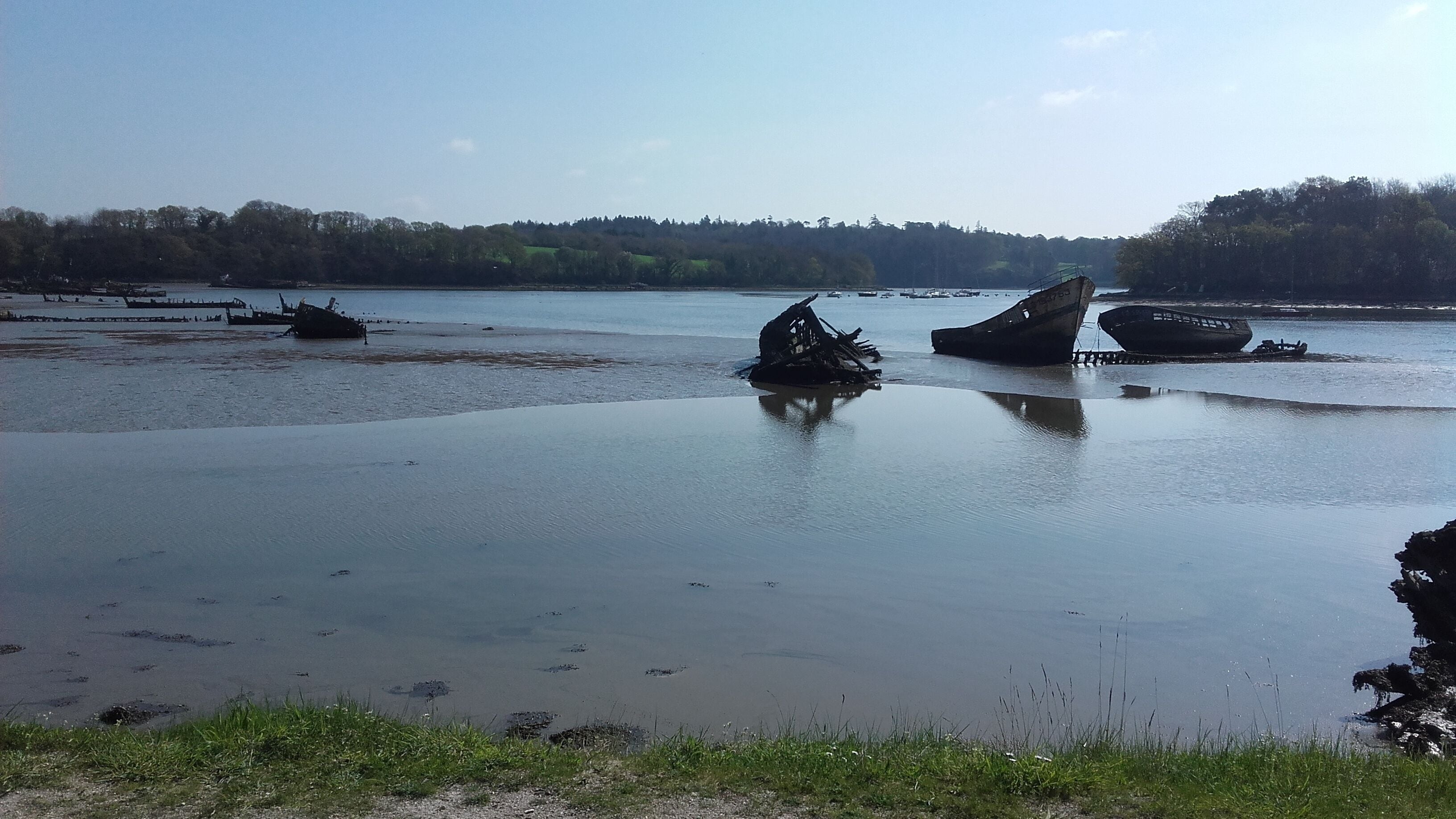 Cimetière de bateaux de Kerhervy sur le Blavet, Lanester, Morbihan, Bretagne