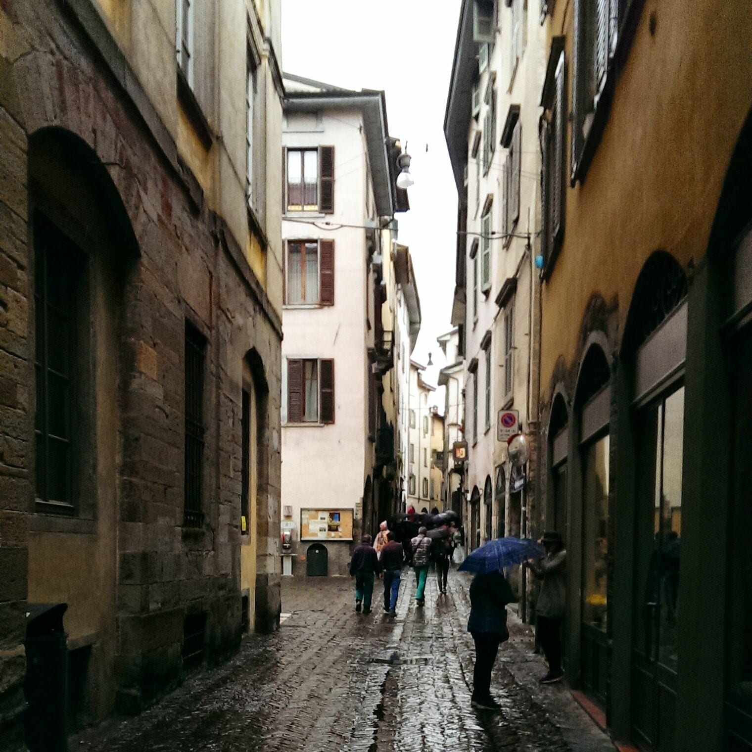 Love the narrow cobbled streets of Città Alta