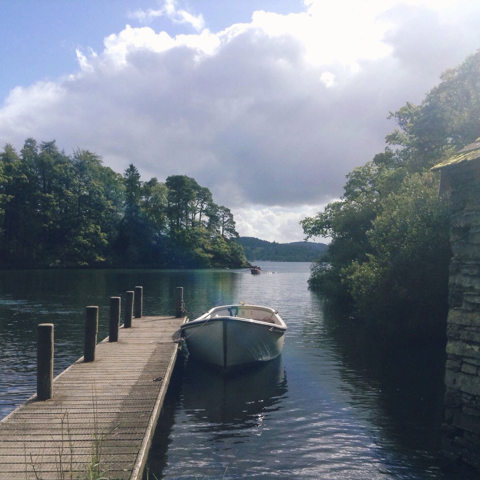 #windermelake #lake #lakedistrict #northengland #england #pier #nature #beauty #UK #brathay #bridgeofmemoriesontravel