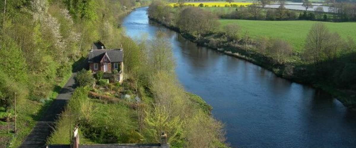 River Eden, Wetheral. Photographer was standing on the footpath that runs along the railway bridge.