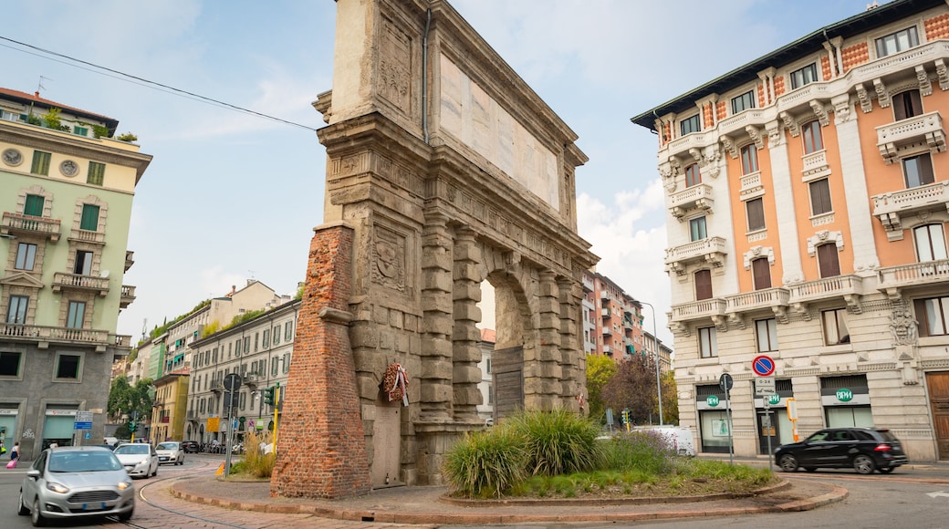 Porta Romana featuring heritage elements