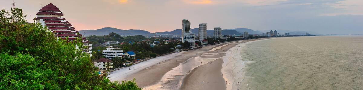 Sunset time at Hua-Hin beach in Thailand