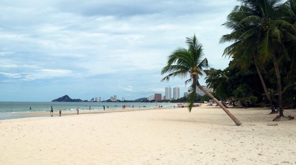 Our walk along Hua Hin beach. The beach is about 5km long and the sand is much whiter than I remember. The beach is filled with some great hotels and on the North end of the beach it seems a lot cleaner. Hua Hin is about a 3 hour drive or a 5-7 hour train ride from Bangkok depending on delays. Hua Hin is popular for golf, health/wellness retreats and kiteboarding. Unfortunately it is low season and the wind is not consistent for Kiteboarding. #beach