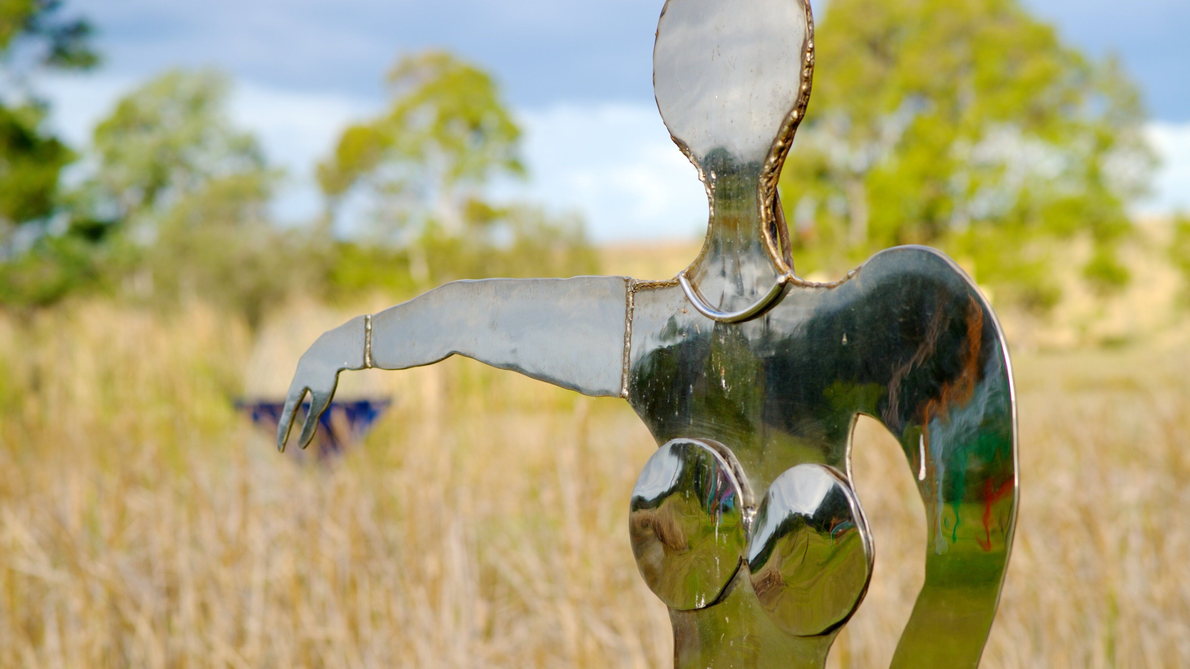 New England which includes outdoor art