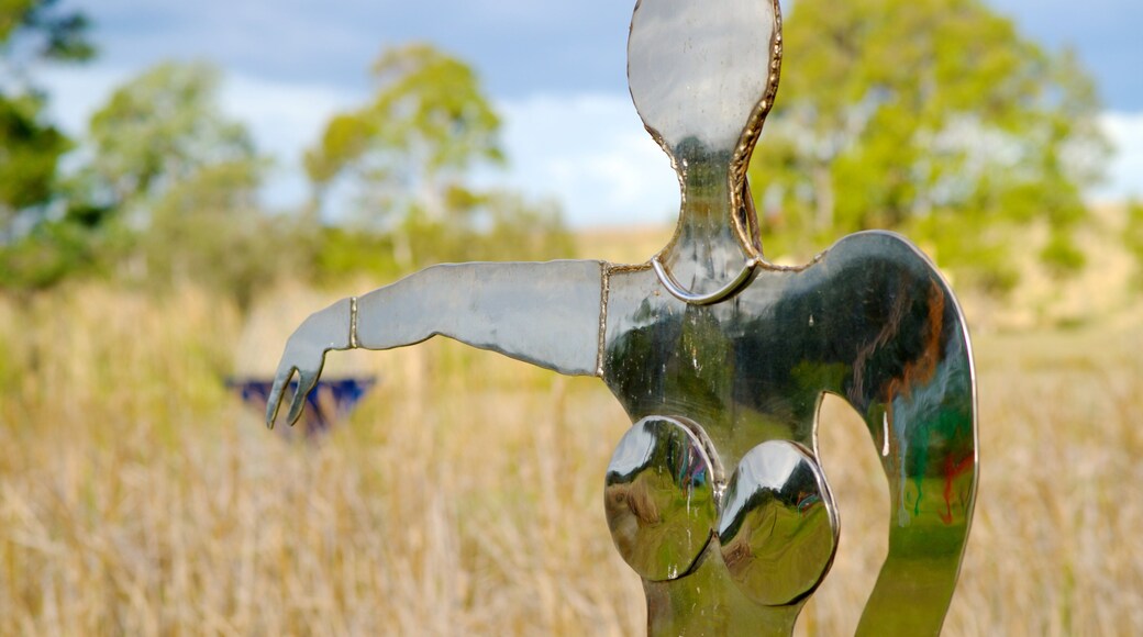 New England which includes outdoor art