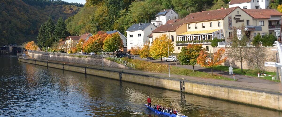 Autumn feelings, but still warm at 18 October 2012 at Mettlach