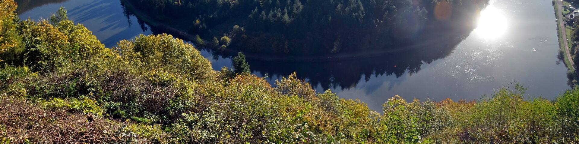 Fantastic view on the curvature of the Saarriver (called the "Saarschleife") with autumncolours near Mettlach and Orschholz