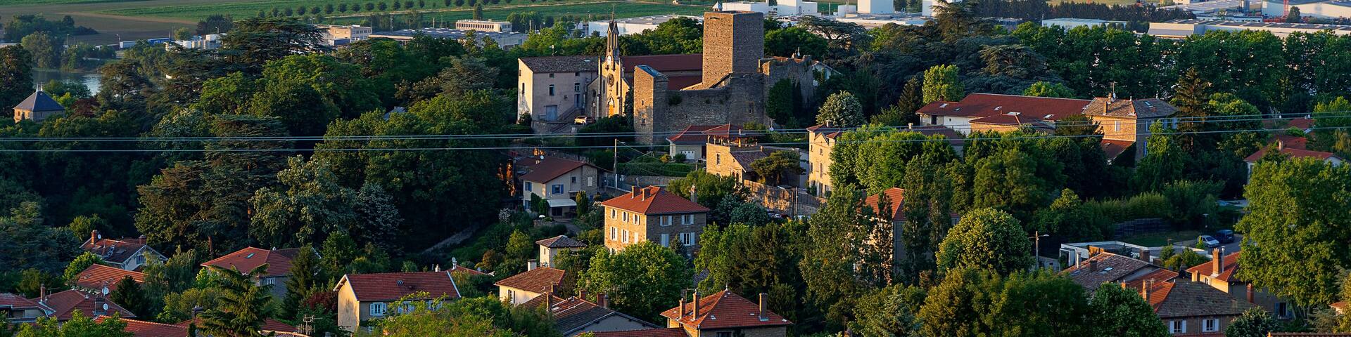 Saint-Germain-au-Mont-d'or, view from mount Thou by sunset