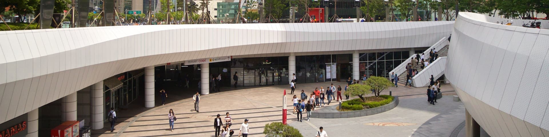 Gangnam showing modern architecture