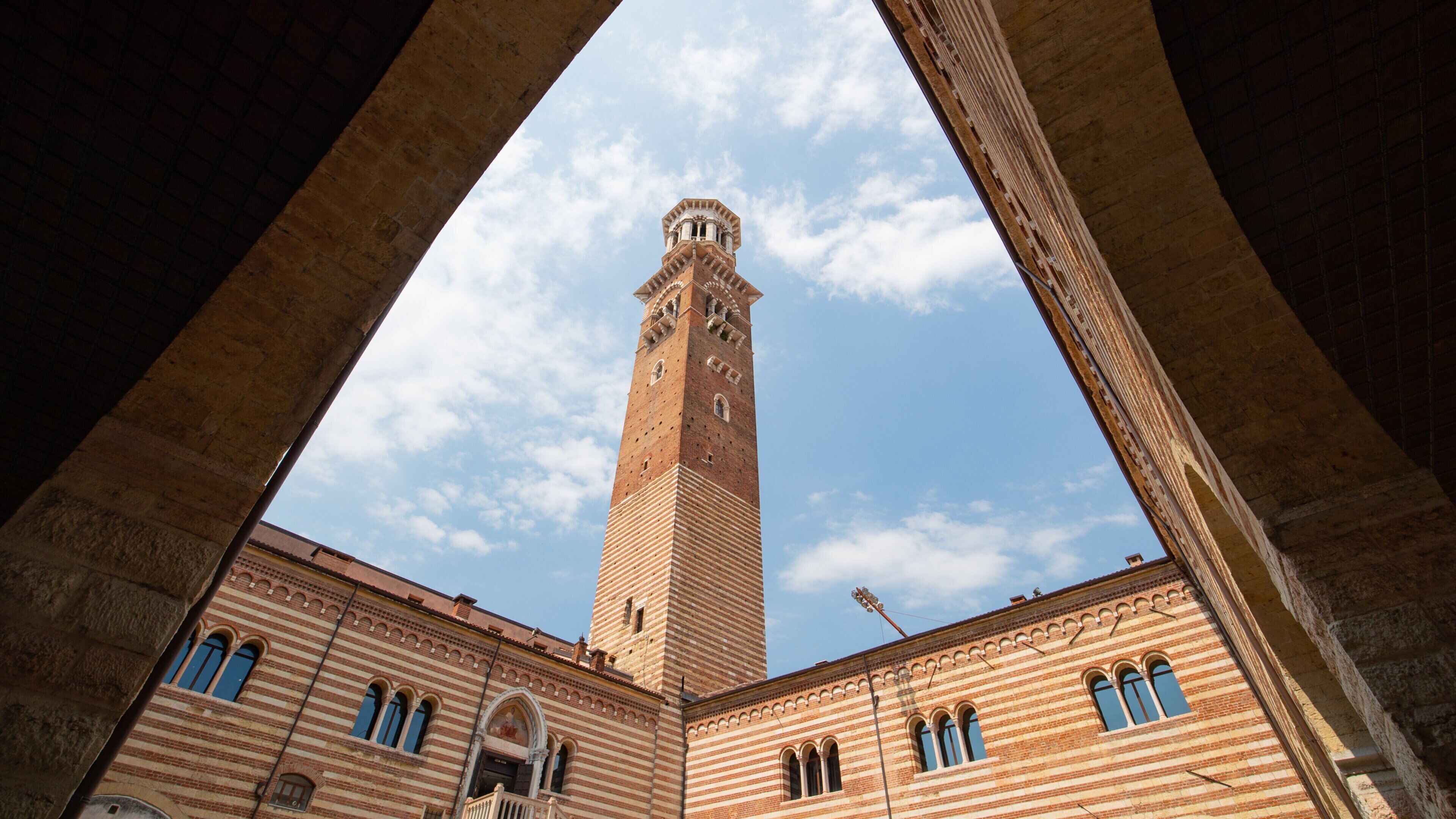 Citta Antica which includes heritage architecture