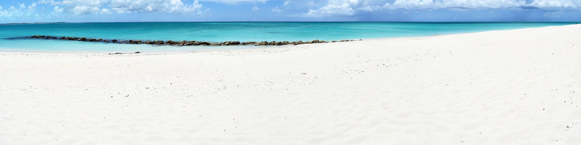 Turks & Caïcos, Grace Bay - No. 1 Beach in the World