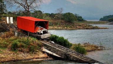 The remains..!!
The broken remains from so long ago that belongs to the history of this beautiful place called the Malampuzha dam located in the Palakkad District of Kerala, India.
#southindia #kerala #malampuzhadam