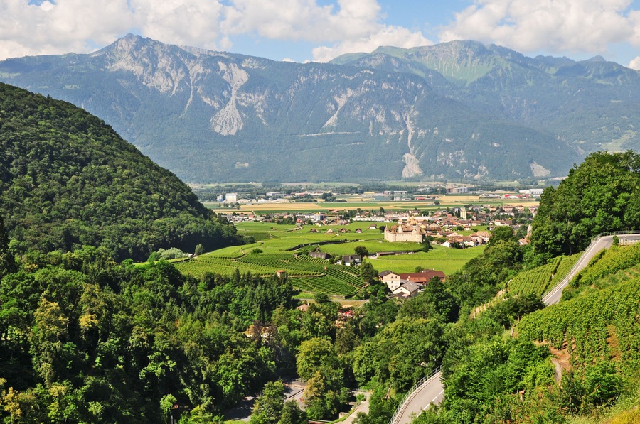 Il Villaggio e castello di Aigle, Cantone di Vaud - Svizzera