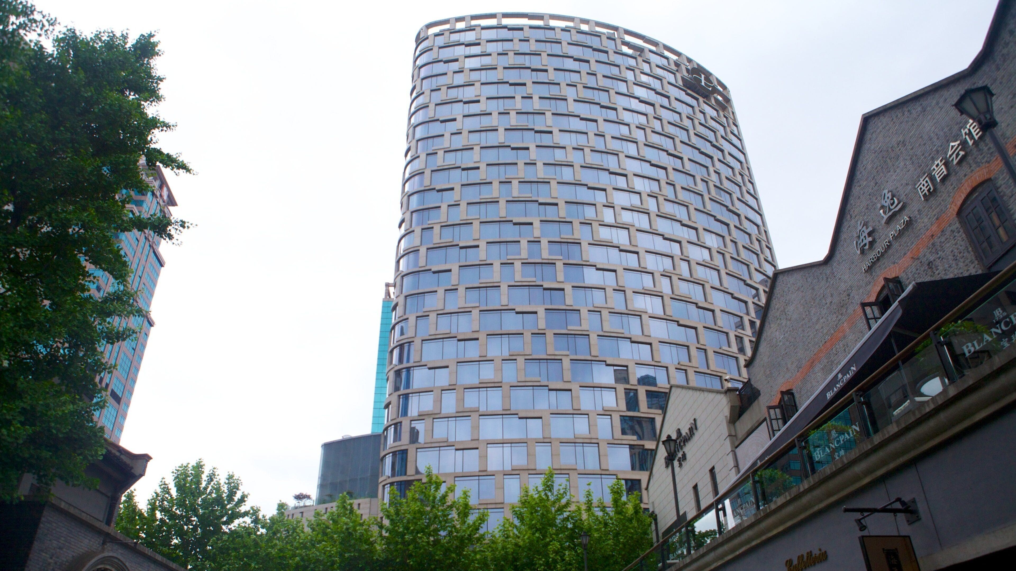 Xintiandi caracterizando um edifício, arquitetura moderna e distrito comercial central