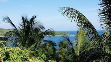 #beachbound as you travel towards the high point on Mt harriet, to your left, the amazingly beautiful bay of bengal