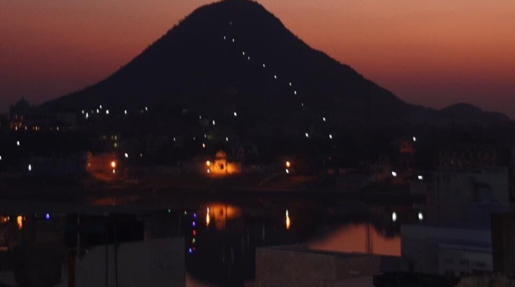 At one end of the holy lake in Pushkar is the perfect place to see the sunset. There is a Sunset ceremony with drumming it was excellent.At the opposite end you can see the lighted pathway Leading up the mountain to Savitri Temple with great sunrise views.
#Mountains