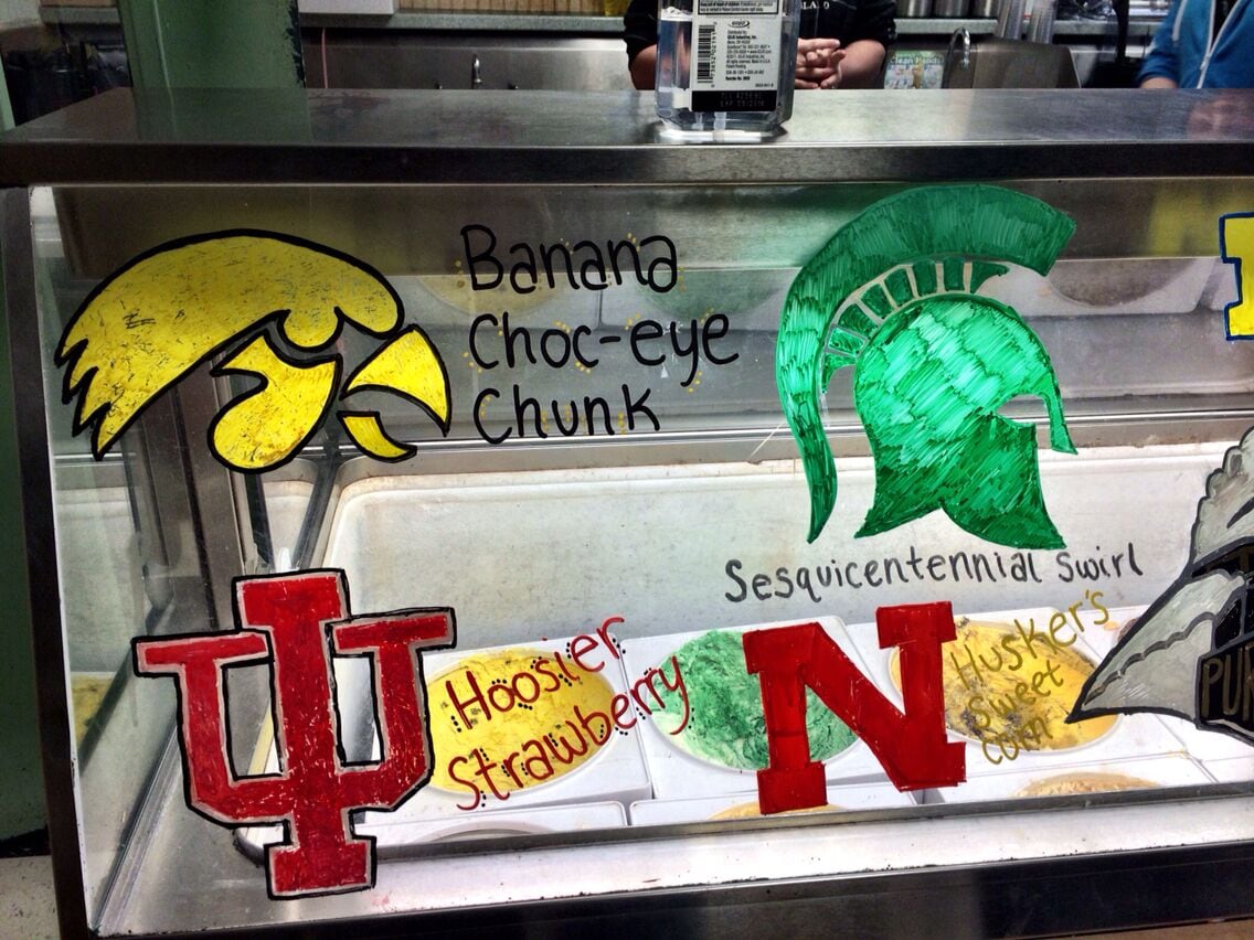 A must stop for both ice cream lovers and Big 10 fans alike. As a Hawkeye alum I can promise you, regardless of College affiliations, that the MSU Dairy store will not disappoint. Excellent ice cream flavors with a creative twist that highlights fellow Big 10 school colors.