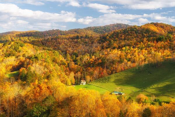 Back Country Road Farm near Valle Crucis in Autumn North Carolina