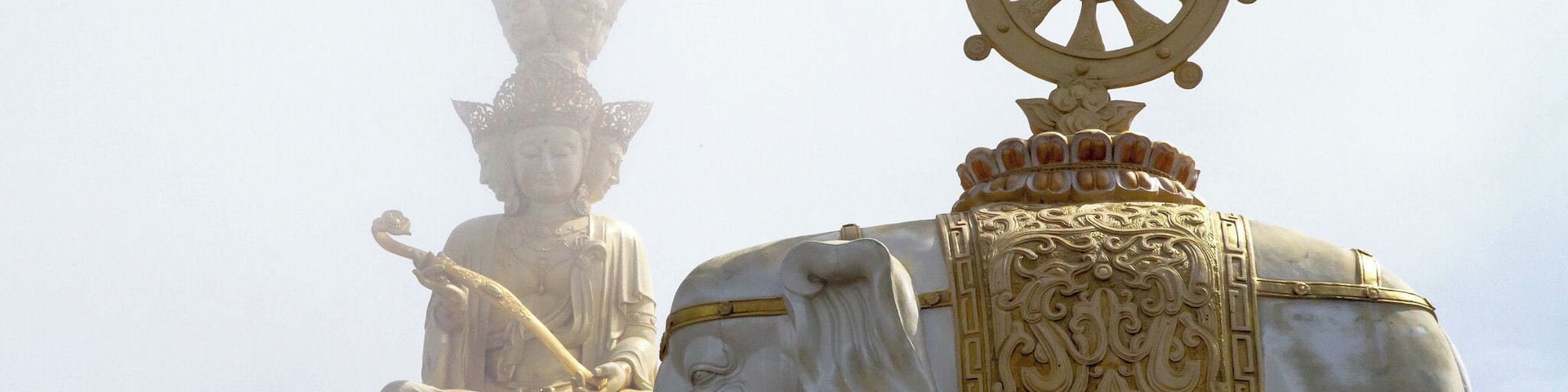 It was an experience to walk up to the Golden Summit and I would highly recommend it. The walk up uses well-designed paths with gradual stairs. We took the cable car up and then walked for a little over 1 km to the Golden Summit Temple.
We arrived at a very rare clear moment where you could view out onto blue skies with clouds below, but it didn't take long for the fog to arrive and the world to completely dissappear around you. Actually made for a very cool moody environment so was quite happy to get to experience both.
#LikeALocal