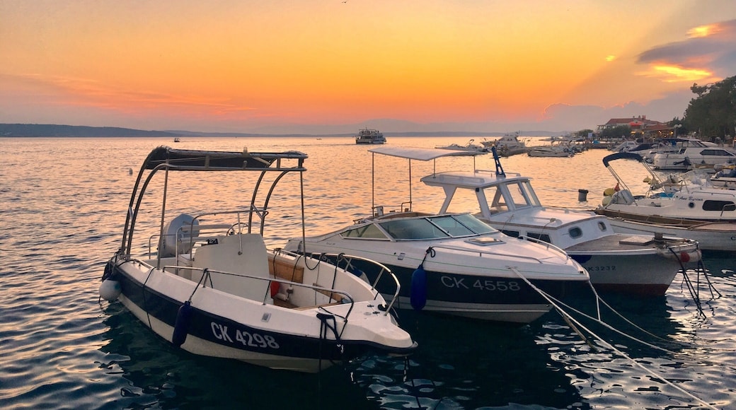Visited on my last night in Croatia this cute little port great place for family who want to enjoy the night out , resteraunt and little shops and gelatos every where. don't forget your swim suits cause people enjoy jumping off the docks and swimming!