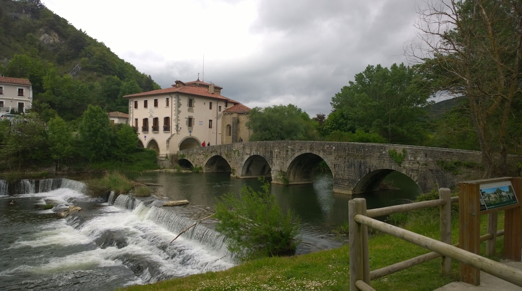 0_14246833188_6f8289baac_o1